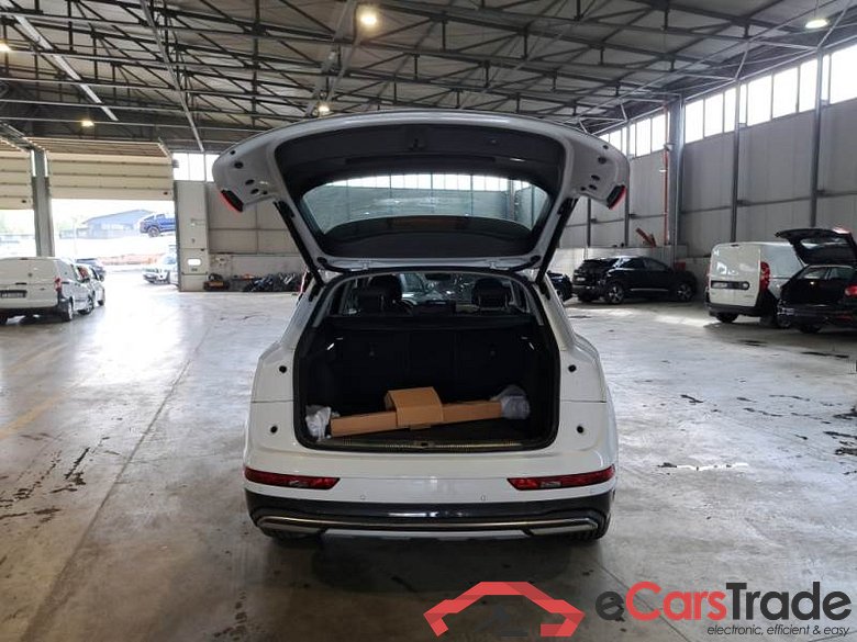 AUDI Q5 / 2020 / 5P / SUV 35 TDI BUSINESS ADVANCED S TRONIC #5