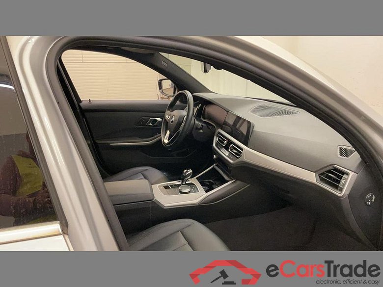 BMW 330e Plug-In Hybrid Aut. LED-Xenon LC-Pro Navi Hi-Fi Leather KeylessGo Klima PDC ... #5