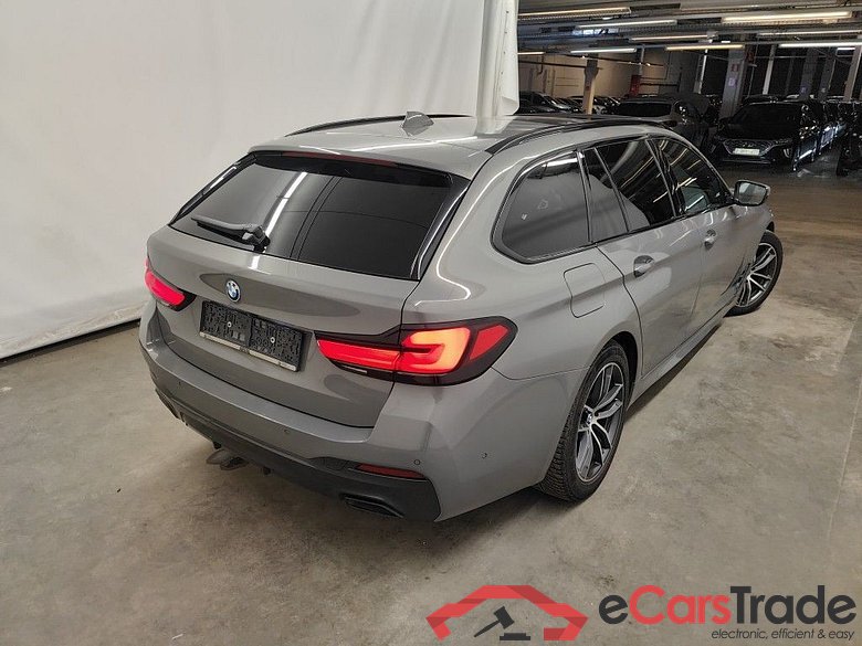 BMW 5 Reeks Touring 520e 150kW 5d #2