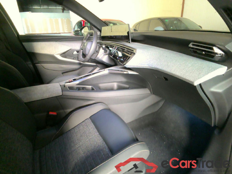 Peugeot 5008 Allure Hybrid 145 e-DCS6 #3