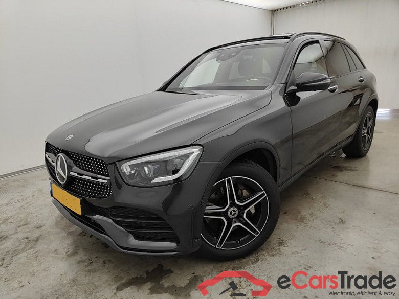 Mercedes GLC 220d AMG Night Aut. Pano LED-Multibeam Widescreen Burmester Navi 1/2 Sport-Leather-Alcantara KeylessGo Camera Klima PDC ...
