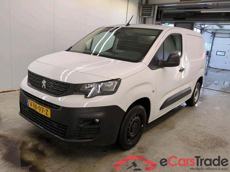 PEUGEOT Partner 1.2 PT. Premium