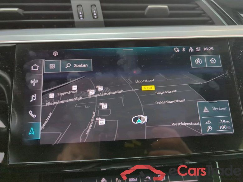 AUDI e-tron 300 kW #2