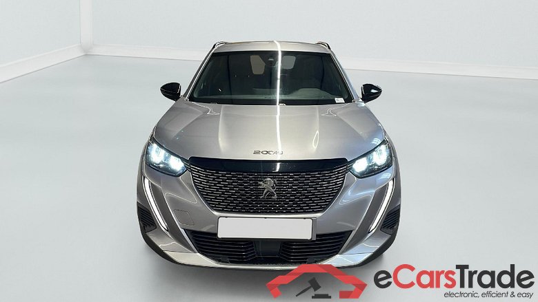 Peugeot 2008 PureTech 130 S&S EAT8 Allure #2