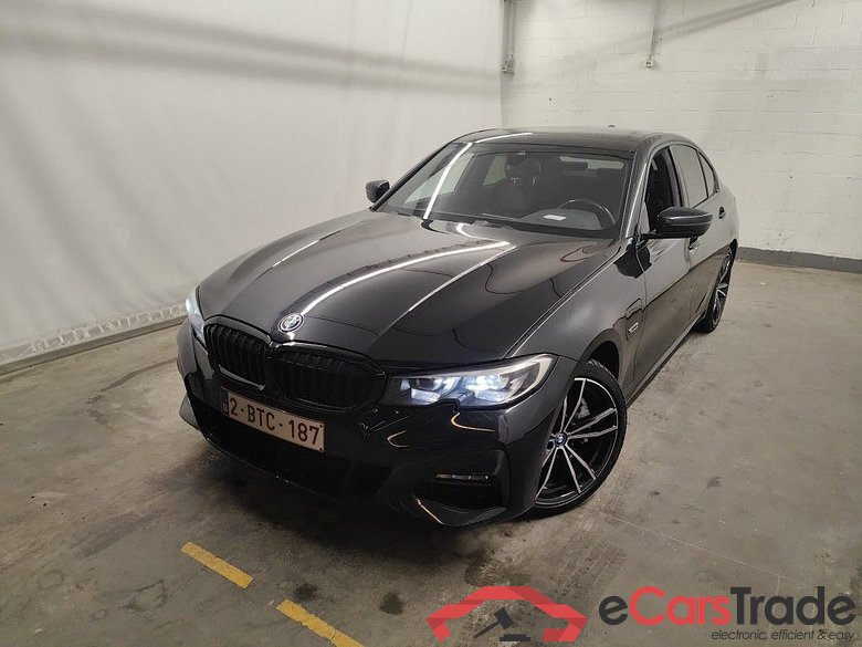 BMW 3 Reeks Berline 330e (215 kW) 4d