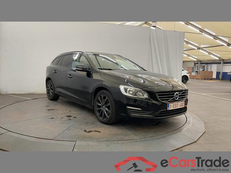 VOLVO V60 2.0 T3 Dynamic Edition #2