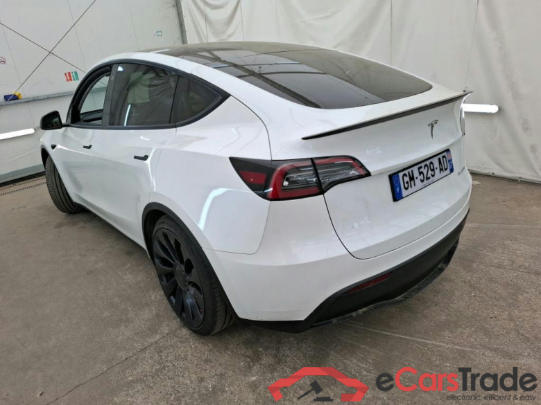 TESLA Model Y / 2020 / 5P / SUV Performance Dual Motor AWD #3