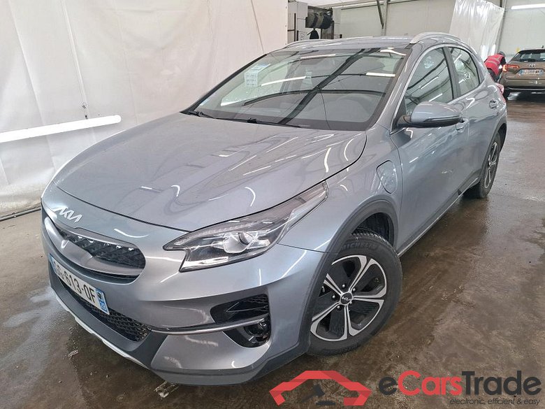 KIA XCeed / 2019 / 5P / Crossover 1.6 GDI ISG ISG PHEV ACTIVE BUS DCT6 #1
