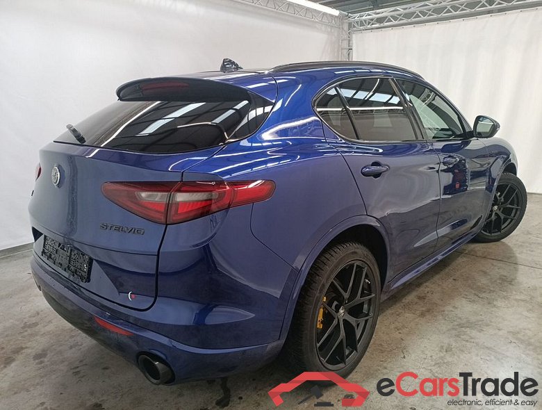 ALFA ROMEO STELVIO DIESEL - 2020 2.2 MJD 210hp AWD Veloce 5d #2