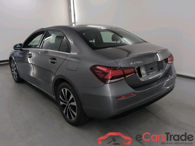 Mercedes-Benz A 250 A 250 e Lim. Style (EURO 6d) 250 e #3