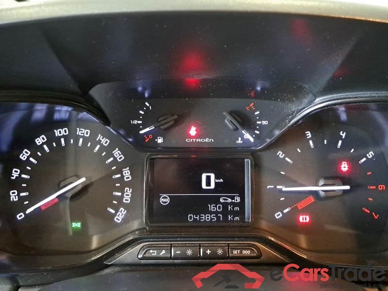 CITROEN C3 AIRCROSS / 2021 / 5P / SUV PURETECH 110 SeS FEEL #4