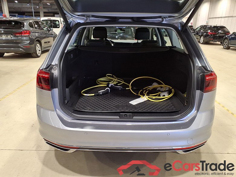 VOLKSWAGEN Passat 1.4 TSI MSQ VARIANT GTE BUSINESS #3