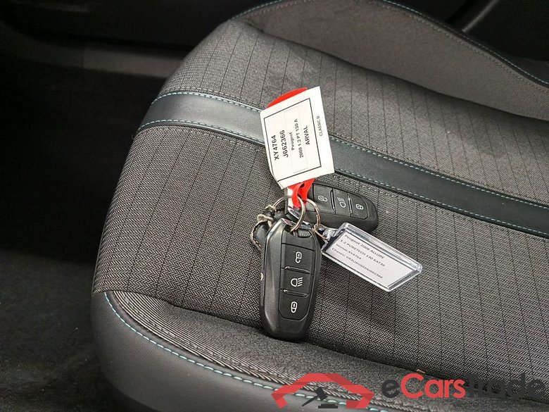 PEUGEOT 2008 - 2020 1.2 PureTech 130 Allure S&S (EU6.3) 5d #4
