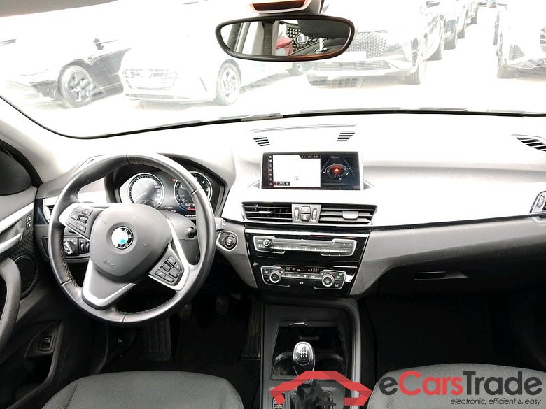 BMW X1 sDrive18d 150 CV #3