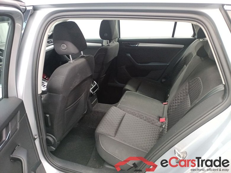 Skoda Superb Combi 1.6 CRTDI 88kW DSG7 Ambition 5d #3