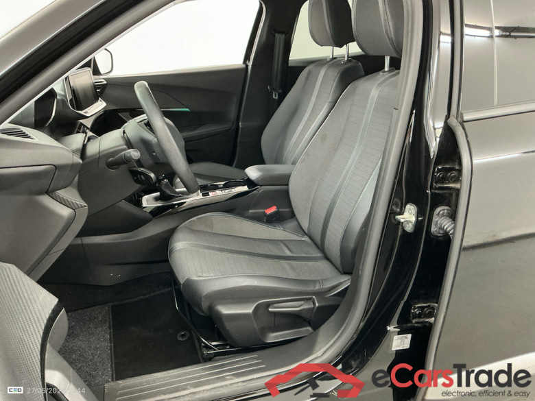 Peugeot 2008 1.5 BlueHDi Allure LED Navi 1/2 Leather Klima PDC ... #5