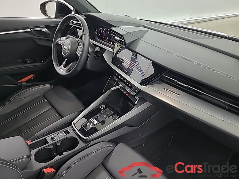 AUDI A3 Limousine 35 TFSI S tronic S edition 4D 110kW #6