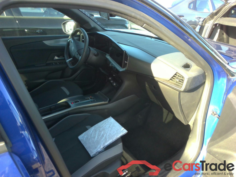 Opel Mokka-e GS-Line 54 kWh Electric (facelift) #3
