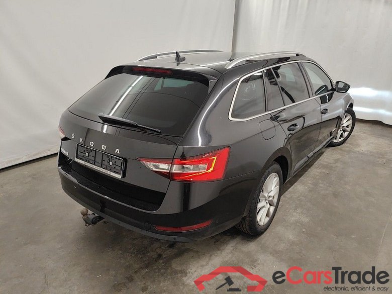 Skoda Superb Combi 1.6 CRTDI 88kW DSG7 Style 5d #2