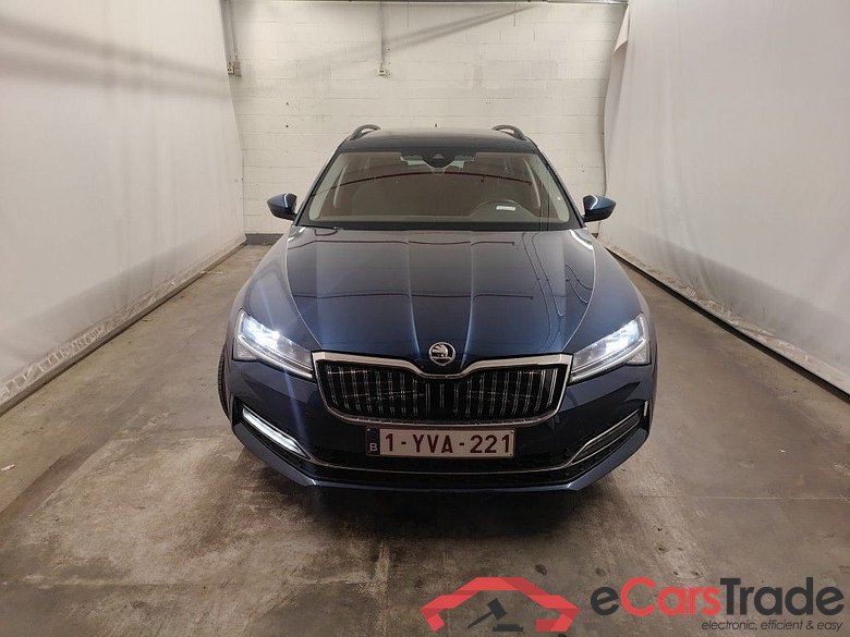Skoda Superb Combi 1.4 TSI iV 160kW DSG6 Ambition 5d #5