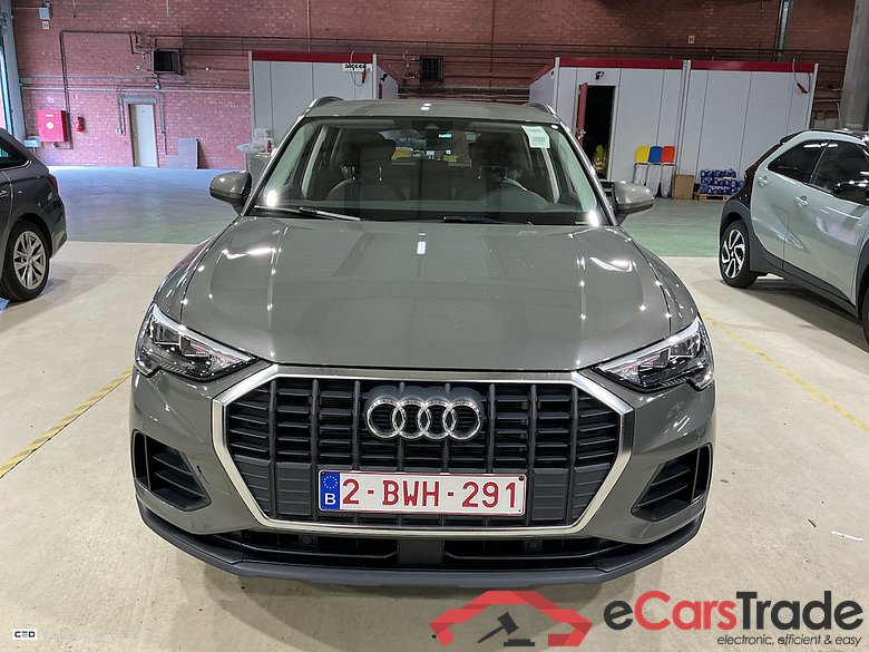 AUDI Q3 1.4 45 TFSI E S TRONIC #2