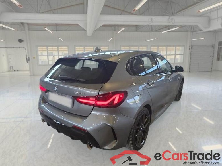 BMW SERIE 1 / 2019 / 5P / BERLINA 120D MSPORT AUT. #2