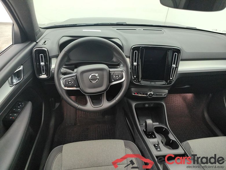 VOLVO XC40 1.5 T4 PHEV 129hp Inscription Expression 5d