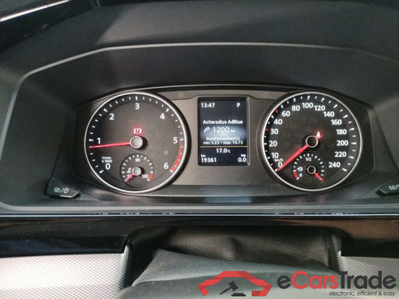Volkswagen Multivan 2.0TDi SCR 110/150 BMT Highline DSG 5d #6