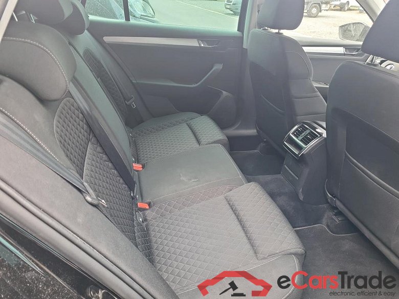 SKODA SUPERB COMBI DIESEL - 2019 2.0 CR TDi Ambition #5