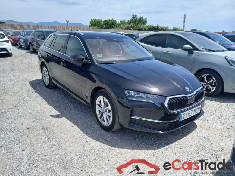 SKODA Octavia 2.0 TDI 110 kW (150CV) DSG 7 vel AutomÃ¡tico Combi Design(Pano + Winterpack) #1