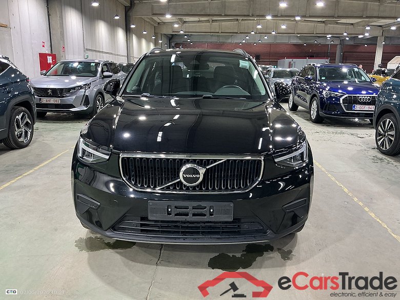 VOLVO XC40 1.5 T2 ESSENTIAL #2