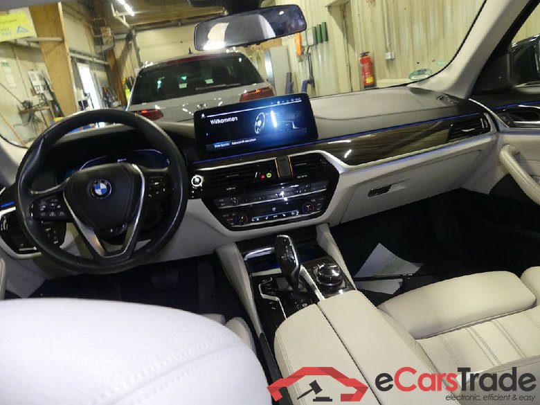 Baureihe 5 Touring 530 e xDrive Luxury Line 2.0 215KW AT8 E6d #3