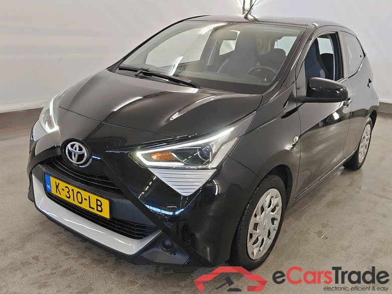 Toyota AYGO 1.0 VVT-i x-play x-shift 5d #1