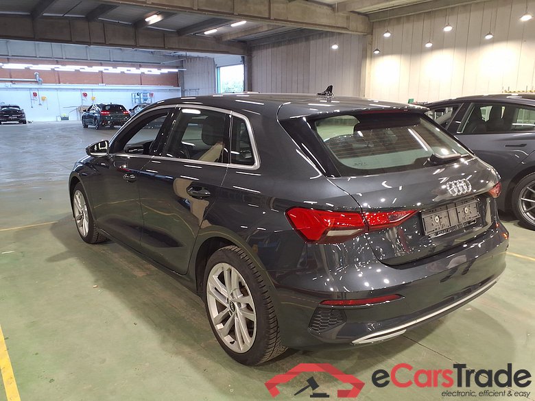 AUDI A3 SPORTBACK 1.5 35 TFSI 110KW S LINE #2