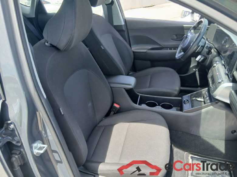 HYUNDAI Kona / 2023 / 5P / todoterreno 1.6 GDI HEV Maxx DCT #6