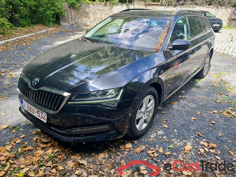 SKODA Superb 2.0 CRTDI 110KW DSG7 CLEVER
