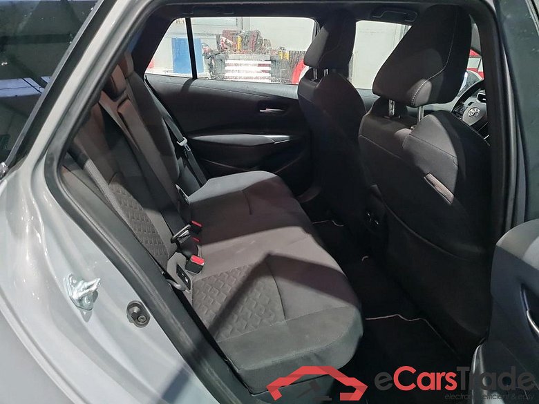 TOYOTA Corolla 1.8 HEV DYNAMIC E-CVT #6