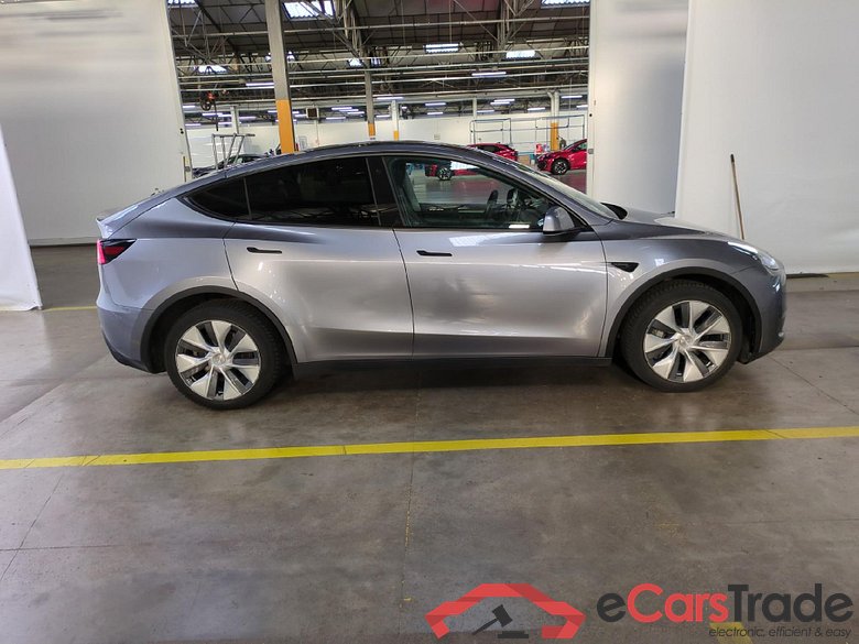 TESLA Model Y / 2020 / 5P / SUV Grand Autonomie Dual Motor AWD #6