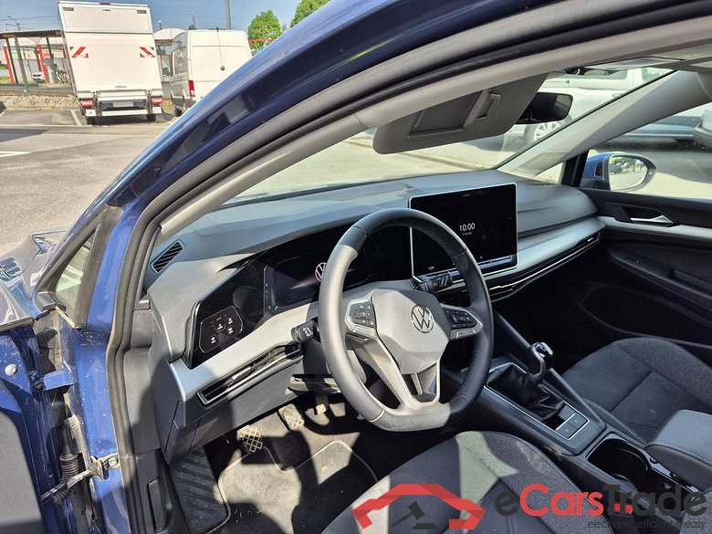 VOLKSWAGEN Golf VIII Golf Life Business Premium 1.5 TSI 85 kW (116 ch) 6 vitesses manuel #4