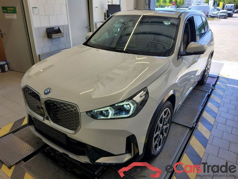 BMW iX1 (U11E)(2022->) DE - SUV5 eDrive20, eDrive xLine, 2023 - 2026