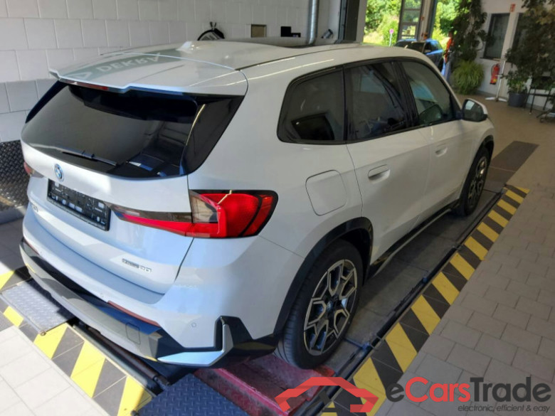 BMW iX1 (U11E)(2022->) DE - SUV5 eDrive20, eDrive xLine, 2023 - 2026 #3