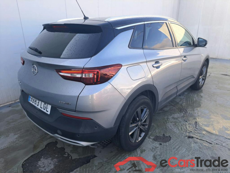 OPEL Grandland X / 2017 / 5P / todoterreno 1.2 Turbo 120 Aniversario (CX) #2