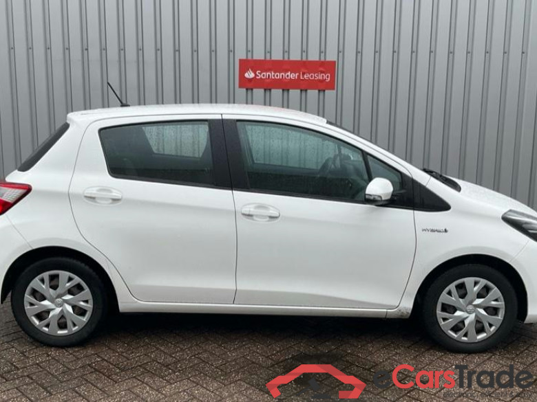 TOYOTA YARIS 1.5vvti hybrid active 74kW cvt aut #6
