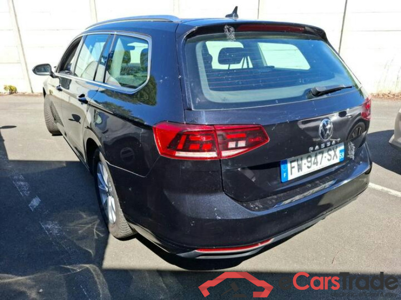 Volkswagen Passat Variant 2.0 TDI 150Hp Aut. LED Pano ACC Navi Sport-Seats KeylessGo Camera Klima PDC ... #4