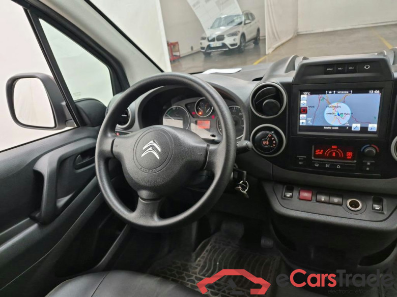 CITROEN Berlingo Electric / 2015 / 4P / Fourgonnette Electric Taille M Club (ex V946) #5