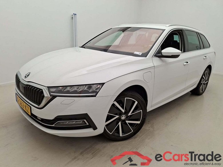 SKODA Octavia Combi 1.4 TSI iV Business Ed. DSG