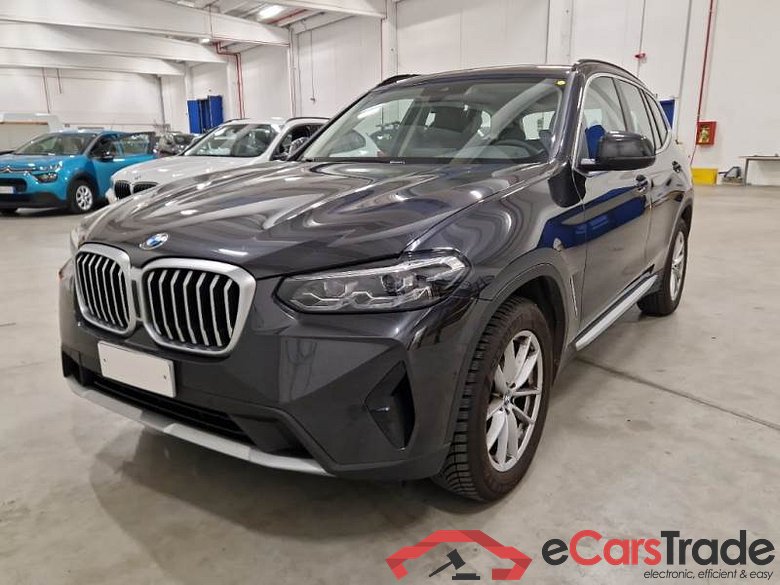 BMW X3 / 2021 / 5P / SUV SDRIVE 18D MH48V AUTO