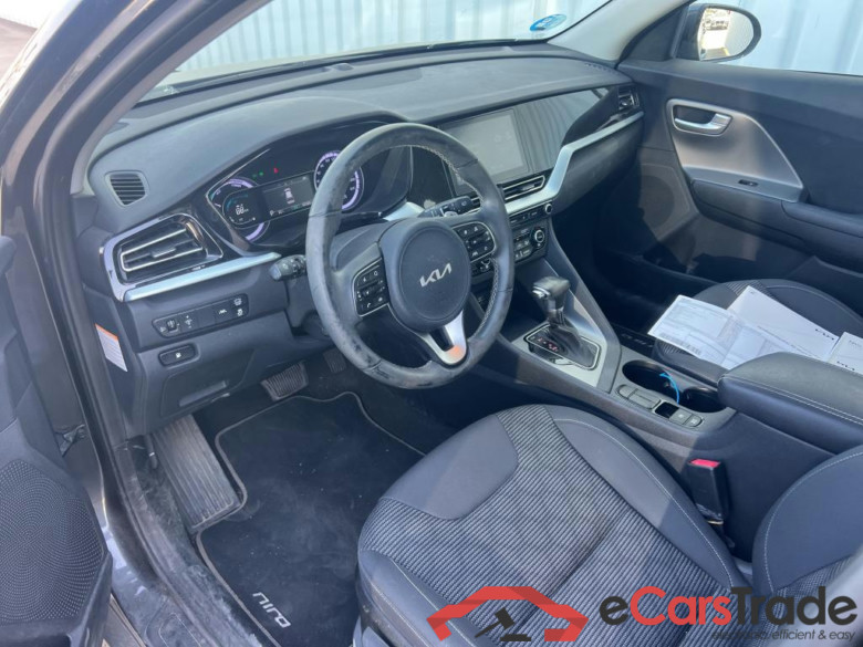 KIA Niro / 2019 / 5P / crossover 1.6 GDi HEV 104kW (141CV) Concept #3