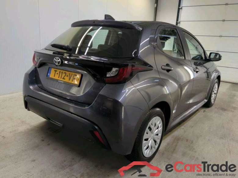 TOYOTA Yaris 1.5 VVT-i Active #2