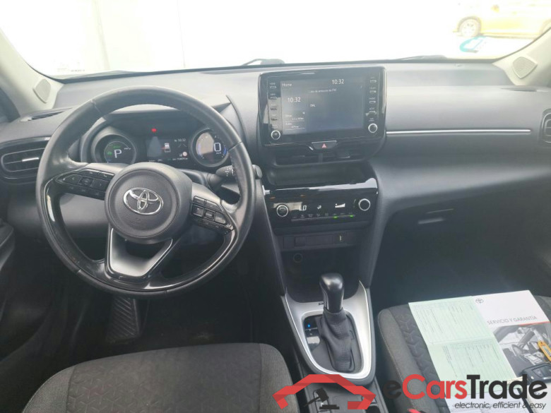 TOYOTA Yaris Cross / 2021 / 5P / todoterreno 1.5 120H Business Plus #3